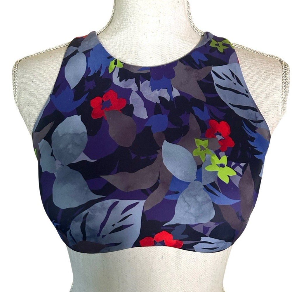 Athleta sports bra 32 B/C
